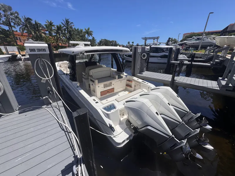 Slide: The Image of Boston Whaler 350 Realm 2023 - 1