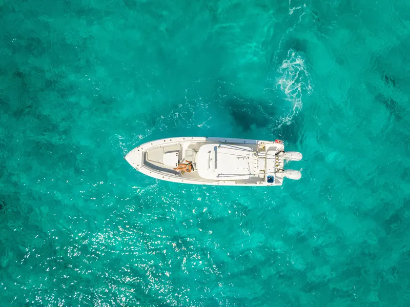 Slide: The Image of Everglades 355 Center Console 2019 - 15