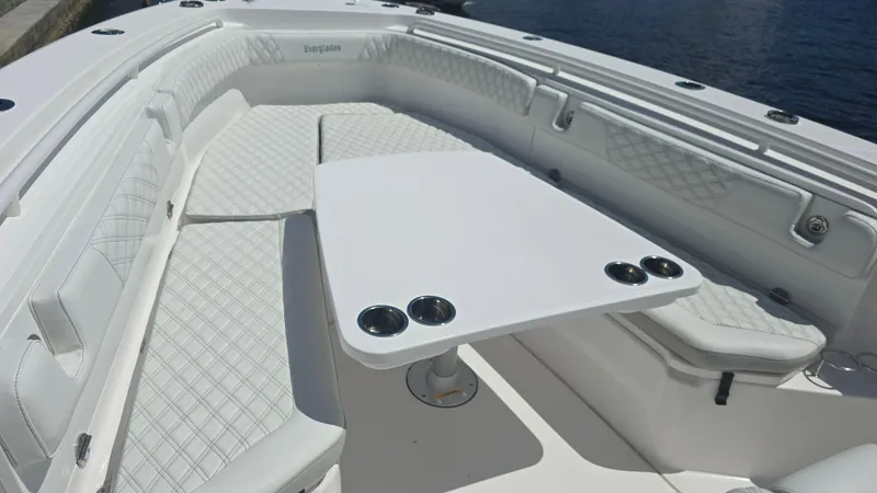 Slide: The Image of Everglades 355 Center Console 2019 - 3