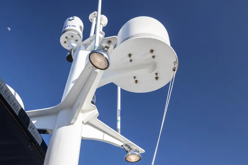 Slide: The Image of Mast with Radar and SAT TV - 46