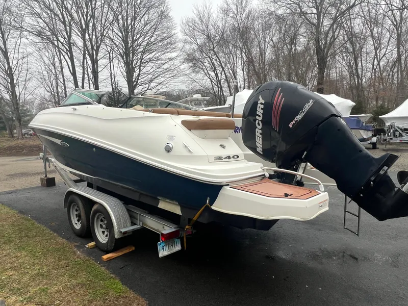 Slide: The Image of 2014 Sea Ray 240 Sundeck Outboard on trailer, rear view. - 4