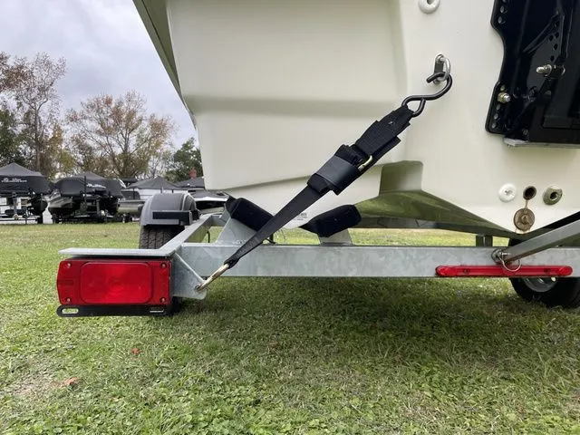 Slide: The Image of Mako MAKO PRO SKIFF 13 CC W/40HP 2024 - 15