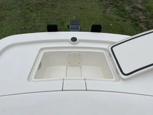 Slide: The Image of Mako MAKO PRO SKIFF 13 CC W/40HP 2024 - 18