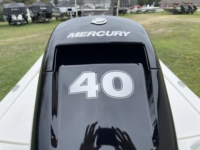 Slide: The Image of Mako MAKO PRO SKIFF 13 CC W/40HP 2024 - 39