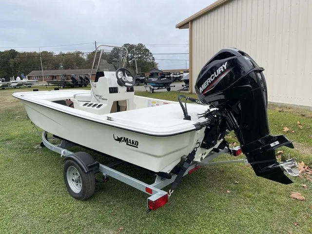 Slide: The Image of Mako MAKO PRO SKIFF 13 CC W/40HP 2024 - 8