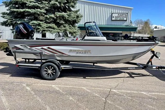 Slide: The Image of Smoker Craft Adventurer 188 DC 2024 - 17