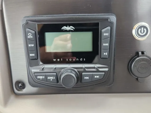 Slide: The Image of Sun Tracker Sport Fish 22 2024 - 17