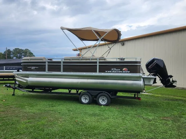 Slide: The Image of Sun Tracker Sport Fish 22 2024 - 4