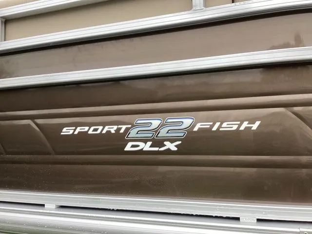 Slide: The Image of Sun Tracker Sport Fish 22 2024 - 55