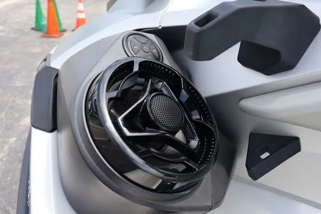 Slide: The Image of Sea-Doo PWC GTX LTD 300 AUD WH IBR IDF 24 2024 - 14