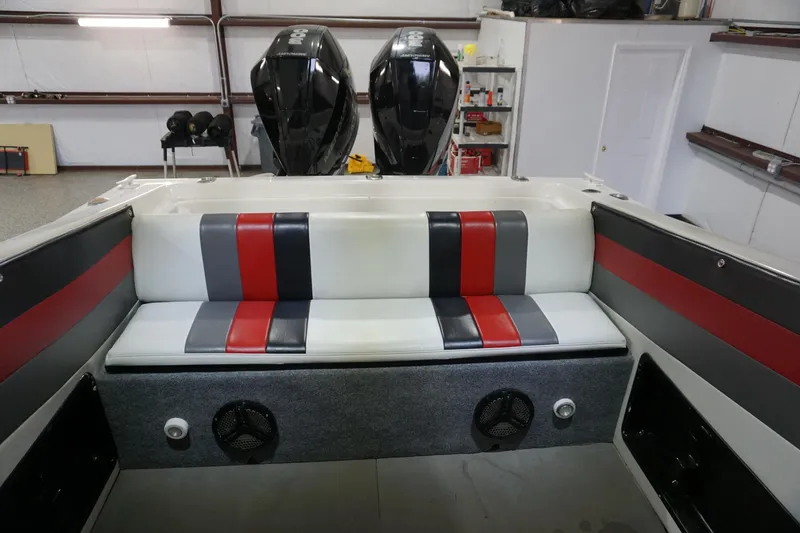 Slide: The Image of 1998 32 Active Thunder 32 CC Ms. Rita Aft Seat - 21