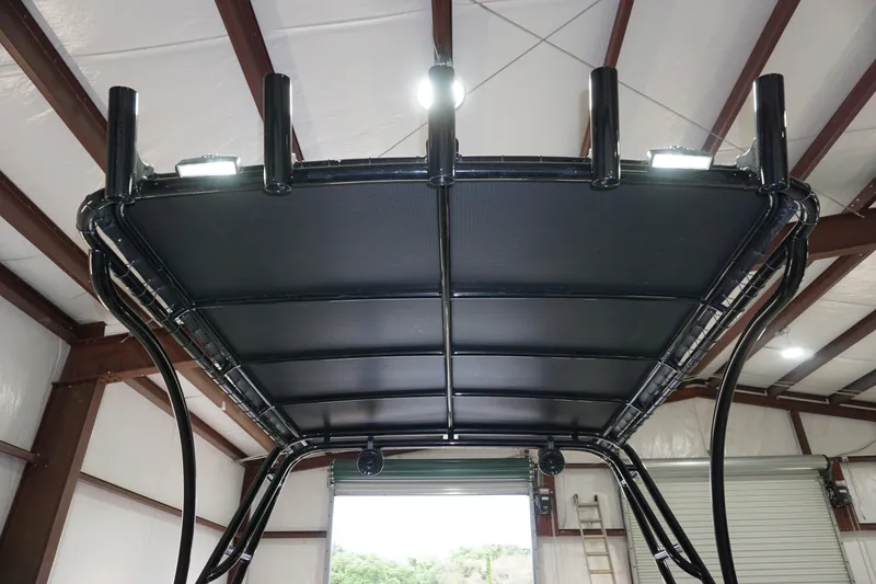 Slide: The Image of 1998 32 Active Thunder 32 CC Ms. Rita Canvas Top - 25