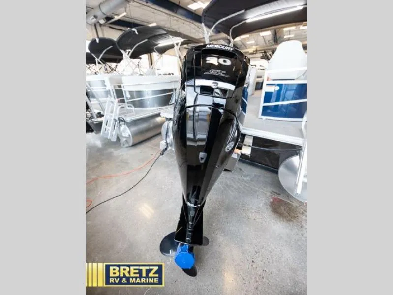 Slide: The Image of 2024 Vista Fish 20 boat with Mercury 90 outboard motor at Bretz RV & Marine showroom. - 23