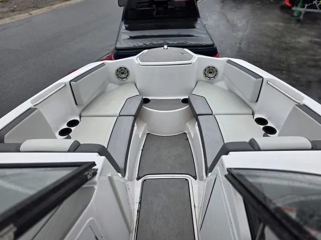 Slide: The Image of Yamaha SX220-WHITE-GALVANIZED 2024 - 12