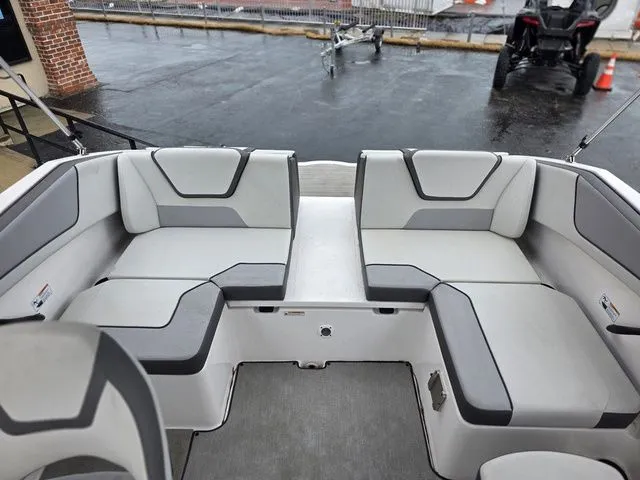 Slide: The Image of Yamaha SX220-WHITE-GALVANIZED 2024 - 9