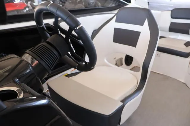 Slide: The Image of Yamaha AR195 2024 - 10