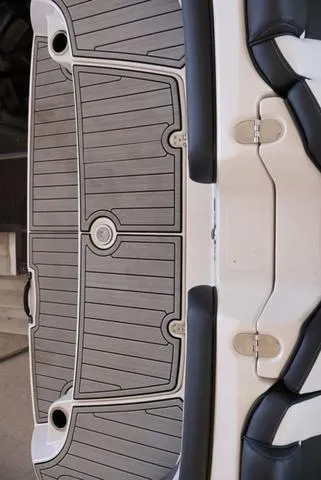 Slide: The Image of Yamaha AR195 2024 - 14