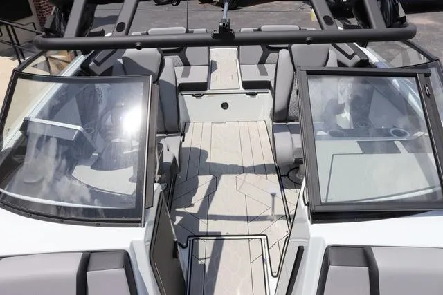 Slide: The Image of Yamaha 222XE 2024 - 14