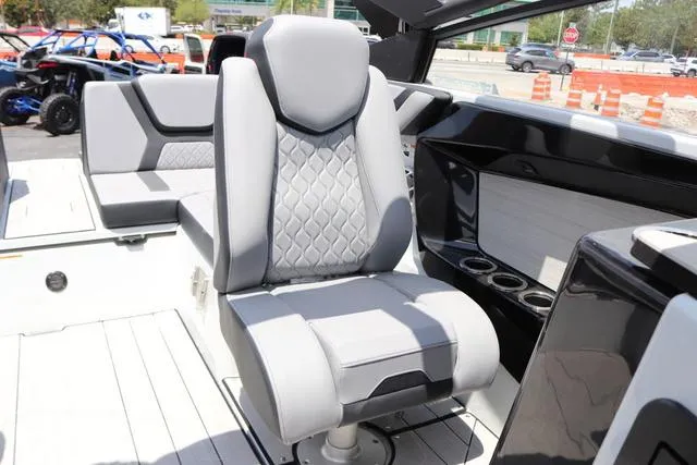 Slide: The Image of Yamaha 222XE 2024 - 15