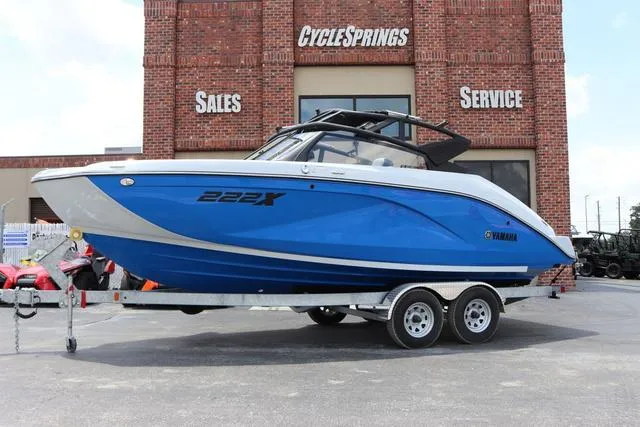 Slide: The Image of Yamaha 222XE 2024 - 2