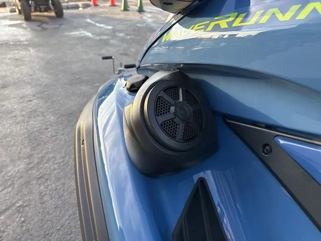 Slide: The Image of Yamaha FX CRUISER SVHO W/AUDIO-D 2024 - 12