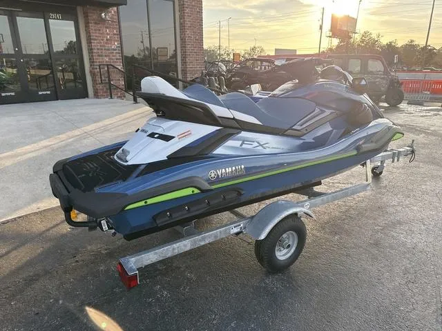 Slide: The Image of Yamaha FX CRUISER SVHO W/AUDIO-D 2024 - 6