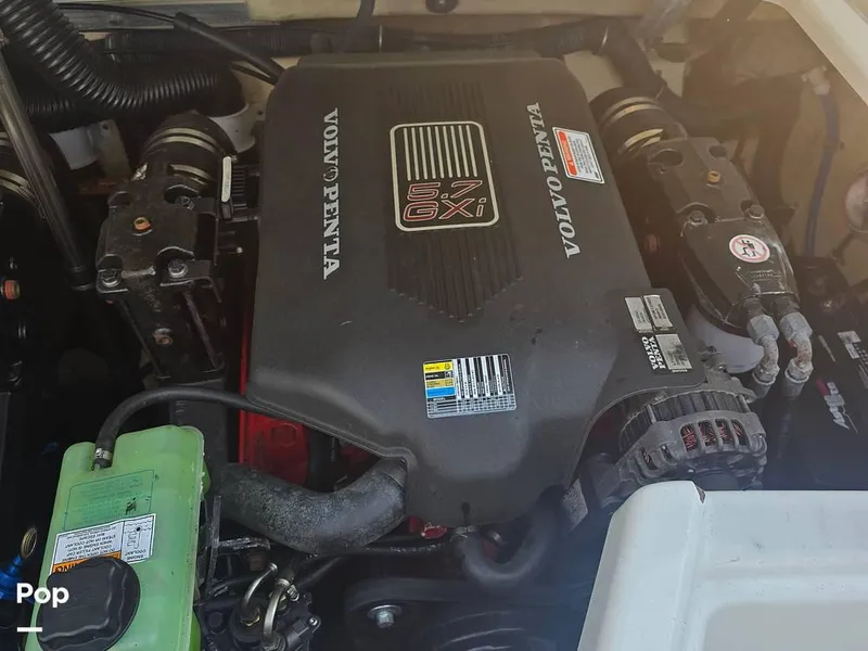 Slide: The Image of 2004 Formula 280 BR for sale in Stamford, CT - 10