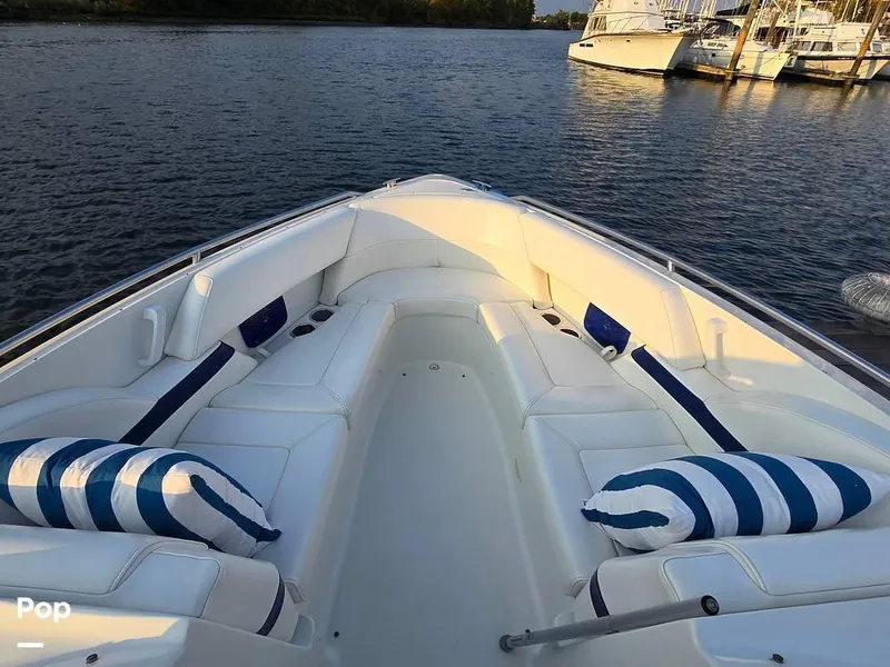 Slide: The Image of 2004 Formula 280 BR for sale in Stamford, CT - 15