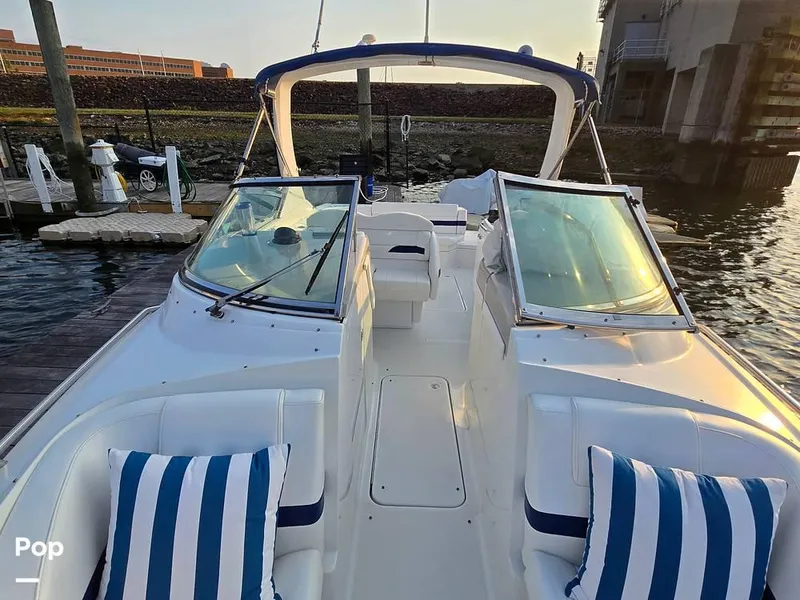 Slide: The Image of 2004 Formula 280 BR for sale in Stamford, CT - 3