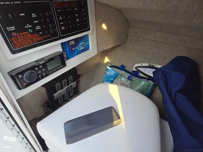 Slide: The Image of 2004 Formula 280 BR for sale in Stamford, CT - 4