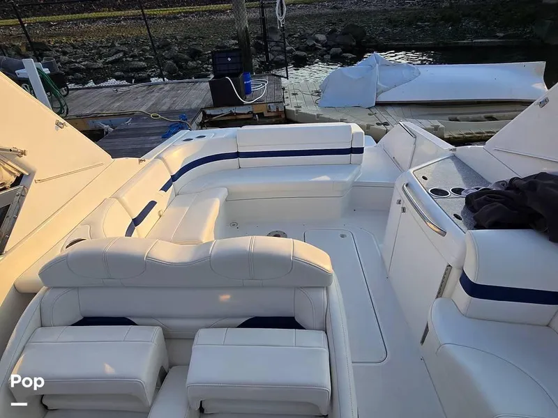 Slide: The Image of 2004 Formula 280 BR for sale in Stamford, CT - 8