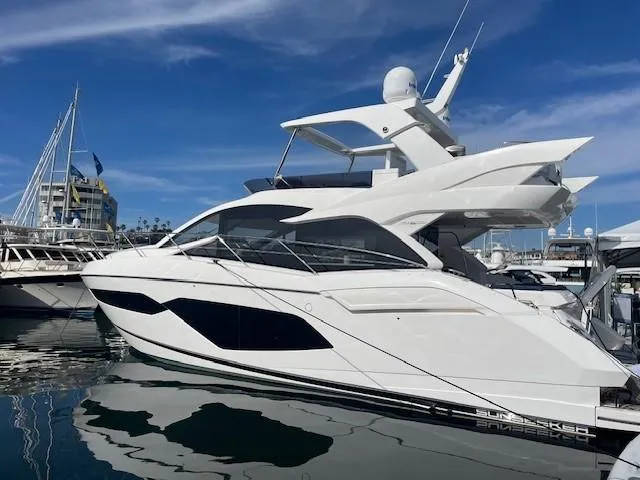 Slide: The Image of Sunseeker Manhattan 52 2019 - 41