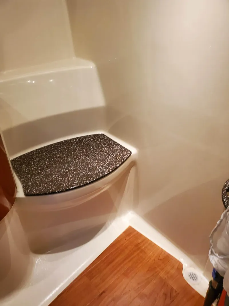 Slide: The Image of Interior seating area of a 2009 Formula 400 Super Sport boat. - 28