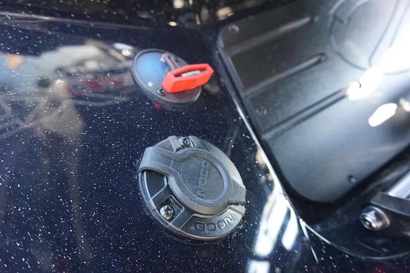 Slide: The Image of Ranger Z518 - Clearance, Includes Trailer 2024 - 10