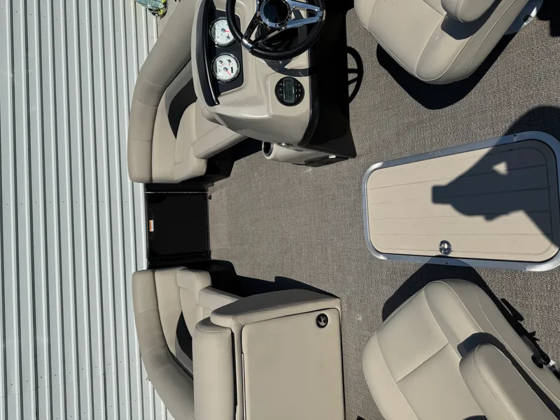 Slide: The Image of Barletta C22QCTT 2020 - 12