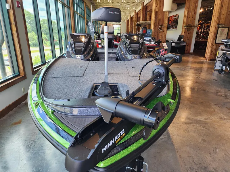 Slide: The Image of 2024 Nitro Z19 boat with Minn Kota trolling motor in showroom. - 3