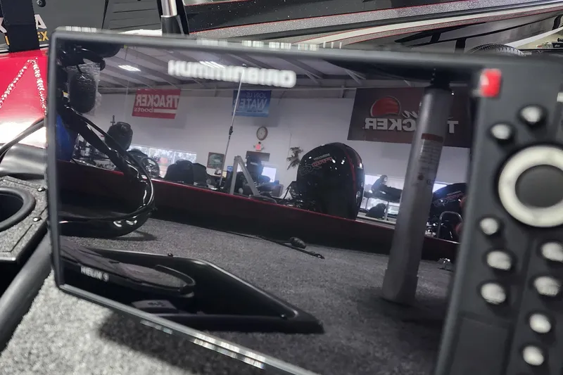 Slide: The Image of Humminbird fish finder on 2024 Ranger RT178 boat dashboard. - 5