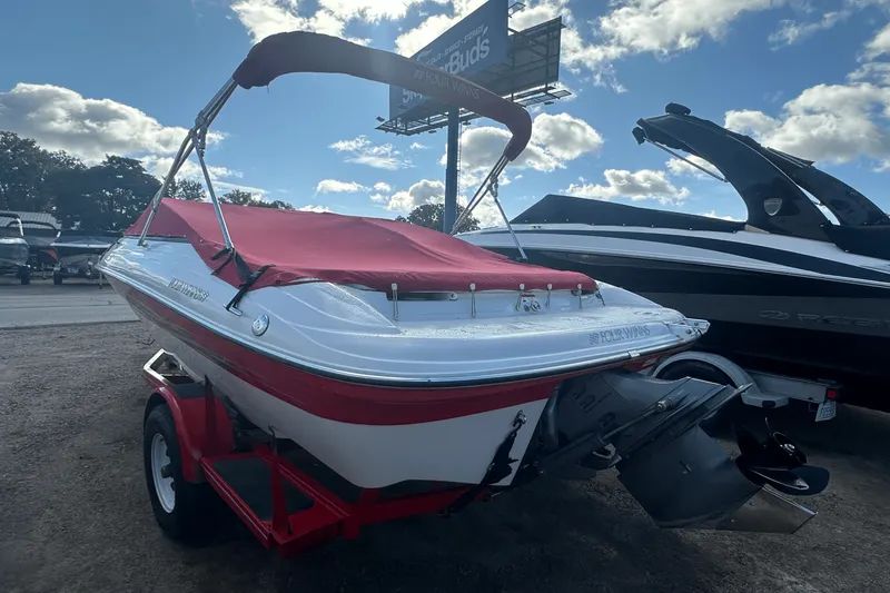 Slide: The Image of Four Winns 190 HORIZON 2006 - 7