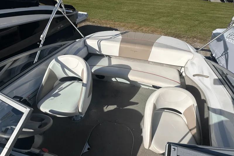 Slide: The Image of Four Winns 190 HORIZON 2006 - 8