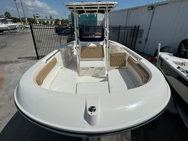 Slide: The Image of 2021 Bayliner Trophy T22CC boat with spacious seating and center console. - 4