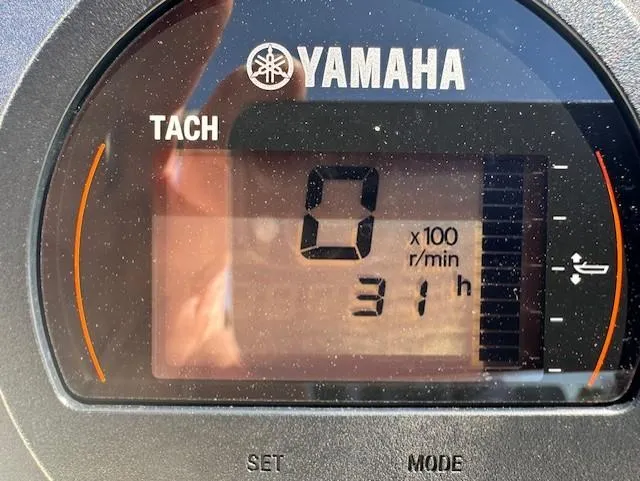 Slide: The Image of Yamaha tachometer displaying 31 hours on a 2022 Scout 175 Sportfish boat. - 6