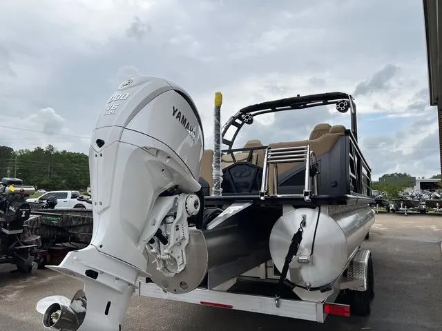 Slide: The Image of Veranda VX25RCT 2024 - 7