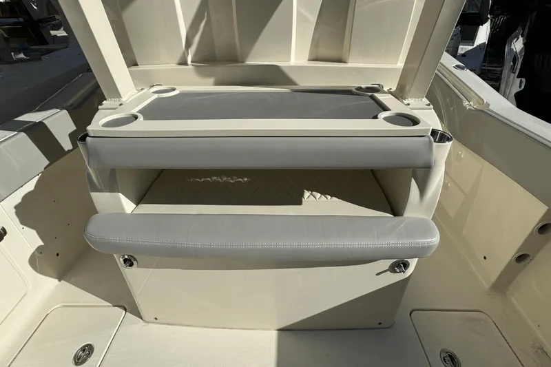 Slide: The Image of Scout 357 LXF 2025 - 40