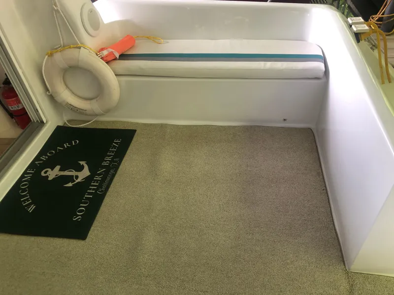 Slide: The Image of Mainship 40 Sedan Bridge 1993 - 13