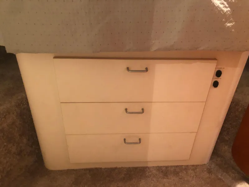 Slide: The Image of Mainship 40 Sedan Bridge 1993 - 38