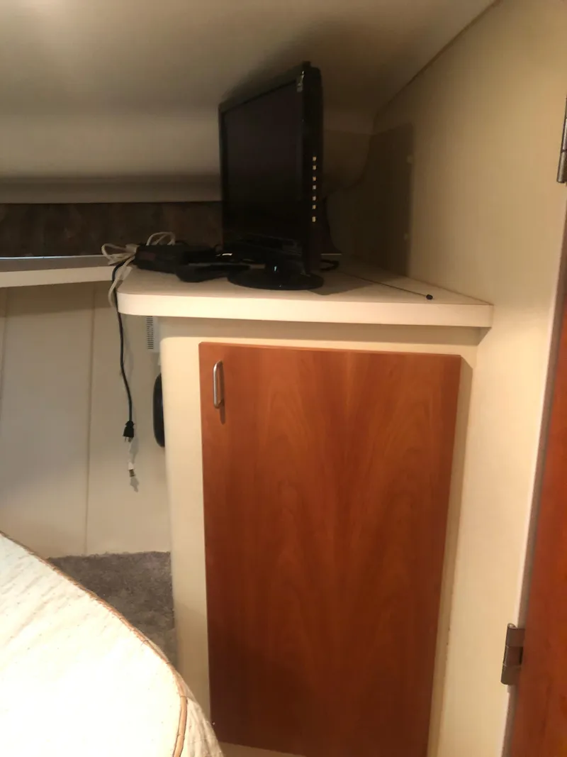 Slide: The Image of Mainship 40 Sedan Bridge 1993 - 41