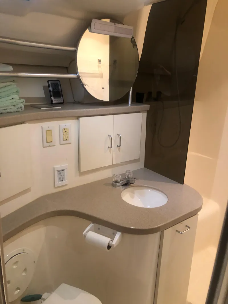 Slide: The Image of Mainship 40 Sedan Bridge 1993 - 43