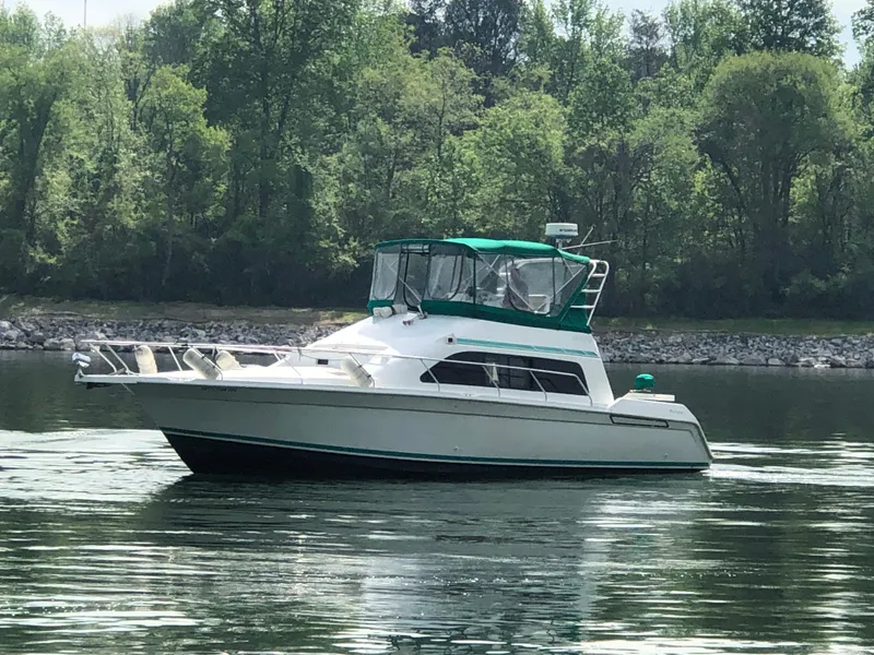 Slide: The Image of Mainship 40 Sedan Bridge 1993 - 5