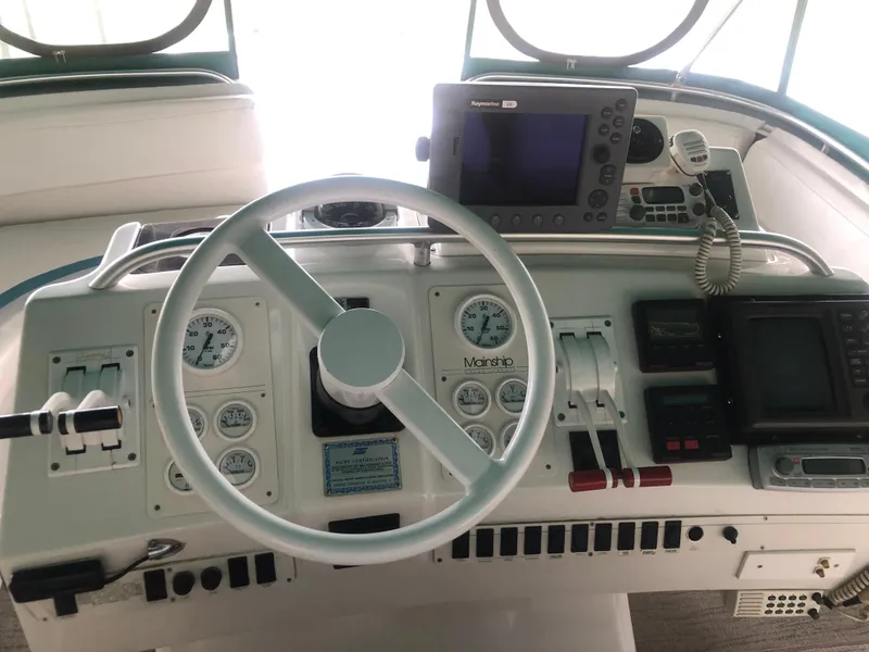 Slide: The Image of Mainship 40 Sedan Bridge 1993 - 53