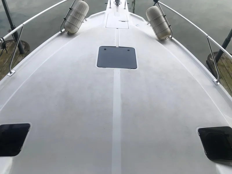 Slide: The Image of Mainship 40 Sedan Bridge 1993 - 60